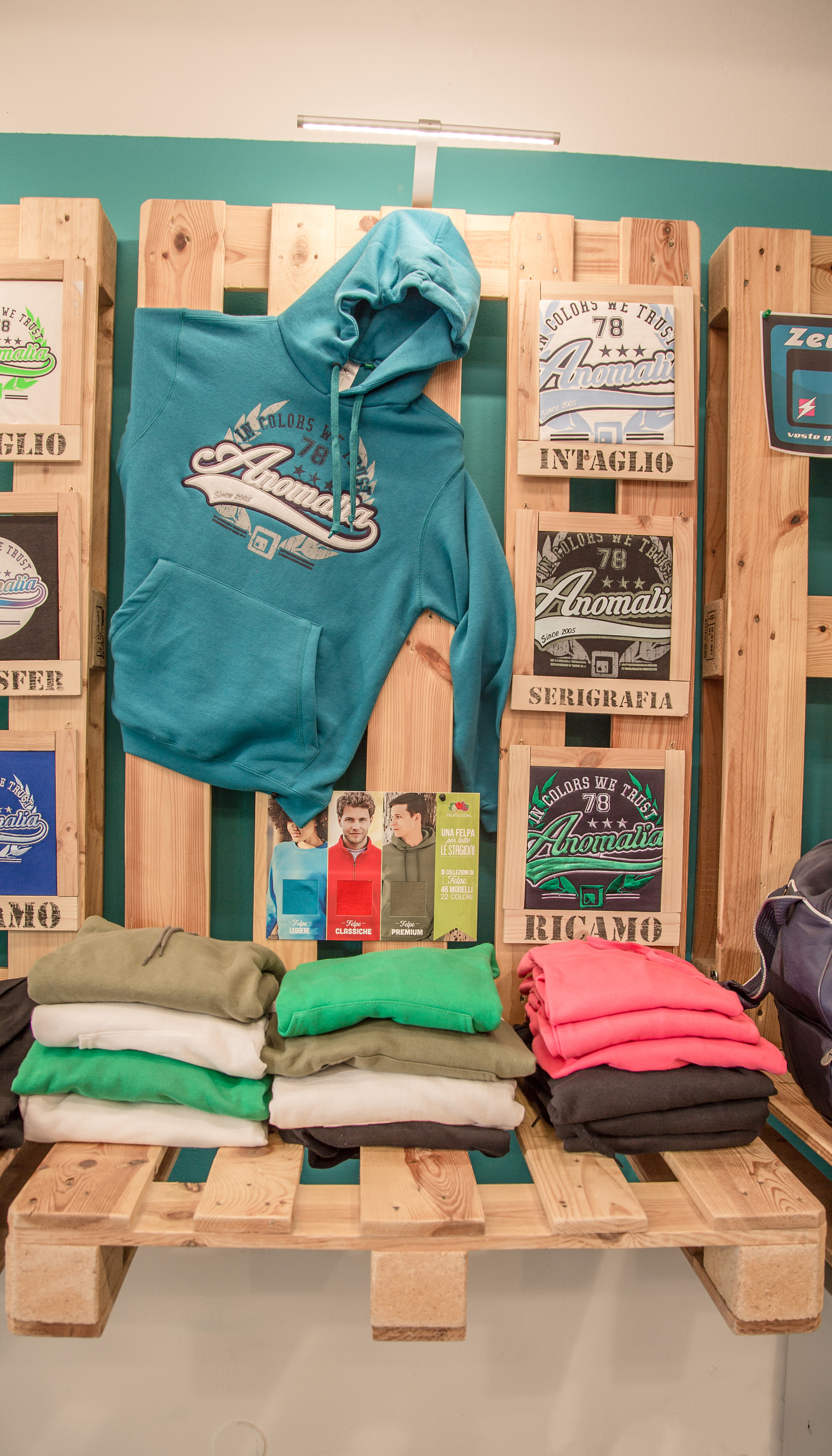 polo personalizzate asti, fotoquadri asti, bicchieri personalizzati asti, abbigliamento da lavoro asti, abbigliamento per ristorazione asti, t-shirt personalizzate asti, felpe stampa asti, abbigliamento sportivo stampa asti, gadget asti, stampa magliette asti, stampa biglietti da visita asti, stampa tazze asti, stampa adesivi asti, stikers asti, stampa digitale diretta asti, dtf asti, stampa magliette personalizzate asti, stampa grembiuli asti, regali personalizzati asti, idee regalo personalizzate, ida regalo asti, penne personalizzate asti, portachiavi personalizzati asti, borracce personalizzate asti, stampa borracce asti, stampa penne asti,