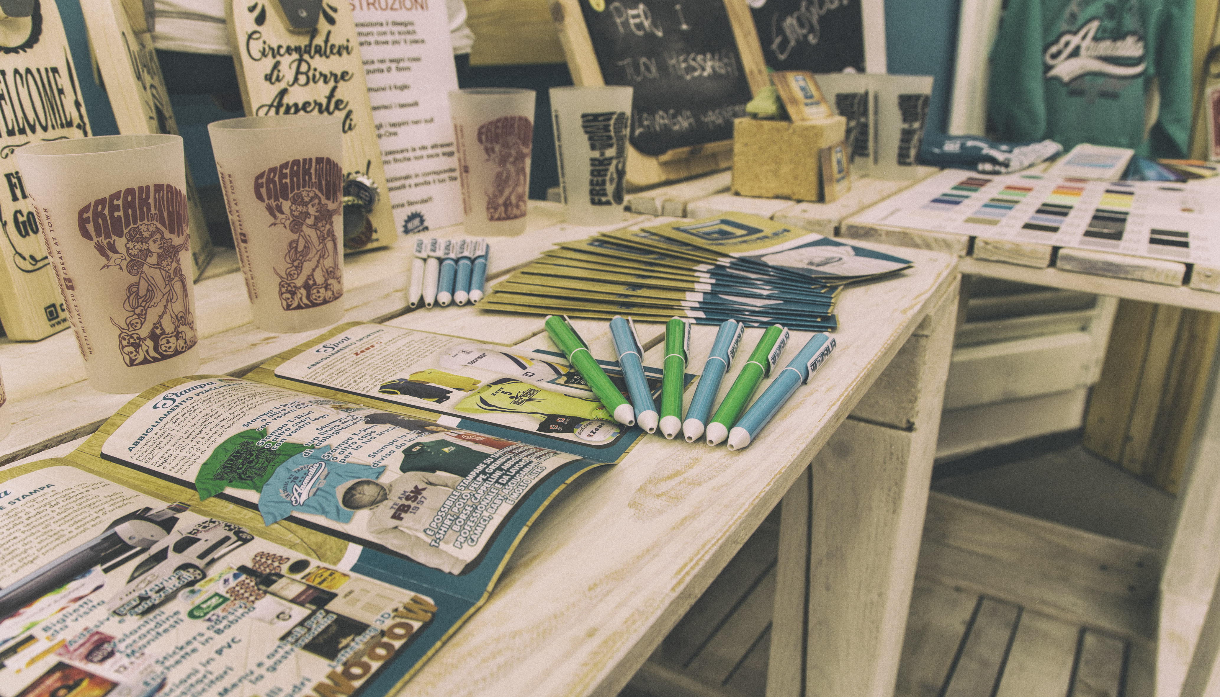 t-shirt personalizzate asti, felpe stampa asti, abbigliamento sportivo stampa asti, gadget asti, stampa magliette asti, stampa biglietti da visita asti, stampa tazze asti, stampa adesivi asti, stikers asti, stampa digitale diretta asti, dtf asti, stampa magliette personalizzate asti, stampa grembiuli,