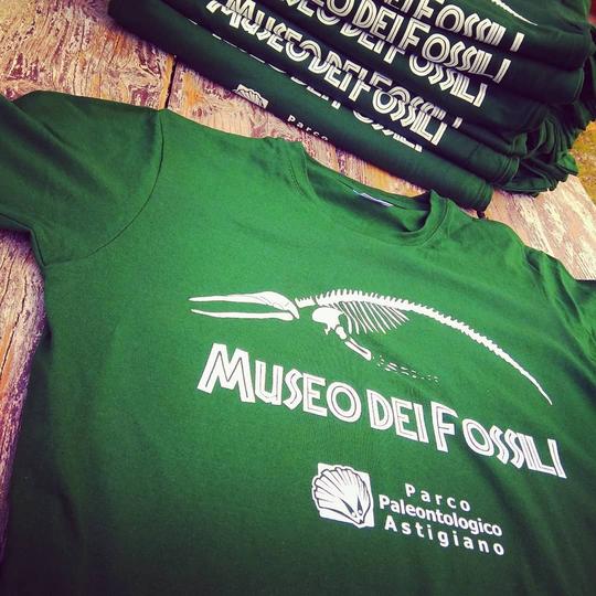 polo personalizzate asti, fotoquadri asti, bicchieri personalizzati asti, abbigliamento da lavoro asti, abbigliamento per ristorazione asti, t-shirt personalizzate asti, felpe stampa asti, abbigliamento sportivo stampa asti, gadget asti, stampa magliette asti, stampa biglietti da visita asti, stampa tazze asti, stampa adesivi asti, stikers asti, stampa digitale diretta asti, dtf asti, stampa magliette personalizzate asti, stampa grembiuli asti, regali personalizzati asti, idee regalo personalizzate, ida regalo asti