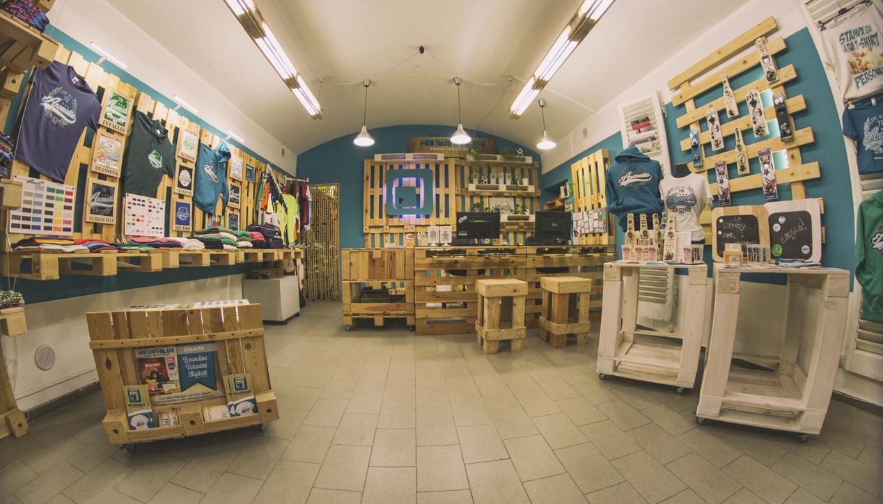 t-shirt personalizzate asti, felpe stampa asti, abbigliamento sportivo stampa asti, gadget asti, stampa magliette asti, stampa biglietti da visita asti, stampa tazze asti, stampa adesivi asti, stikers asti, stampa digitale diretta asti, dtf asti, stampa magliette personalizzate asti, stampa grembiuli,