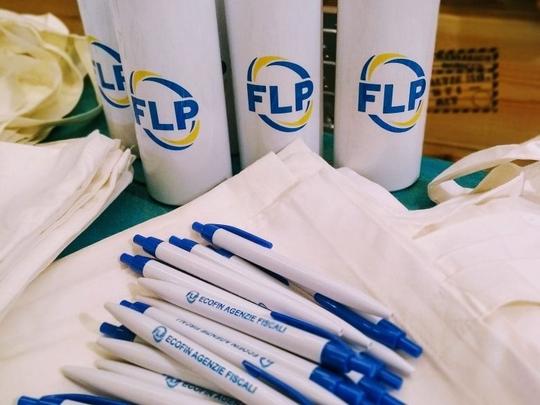 polo personalizzate asti, fotoquadri asti, bicchieri personalizzati asti, abbigliamento da lavoro asti, abbigliamento per ristorazione asti, t-shirt personalizzate asti, felpe stampa asti, abbigliamento sportivo stampa asti, gadget asti, stampa magliette asti, stampa biglietti da visita asti, stampa tazze asti, stampa adesivi asti, stikers asti, stampa digitale diretta asti, dtf asti, stampa magliette personalizzate asti, stampa grembiuli asti, regali personalizzati asti, idee regalo personalizzate, ida regalo asti, penne personalizzate asti, portachiavi personalizzati asti, borracce personalizzate asti, stampa borraccie asti, stampa penne asti,